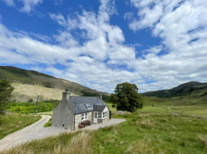 Glacour Studio Cottage